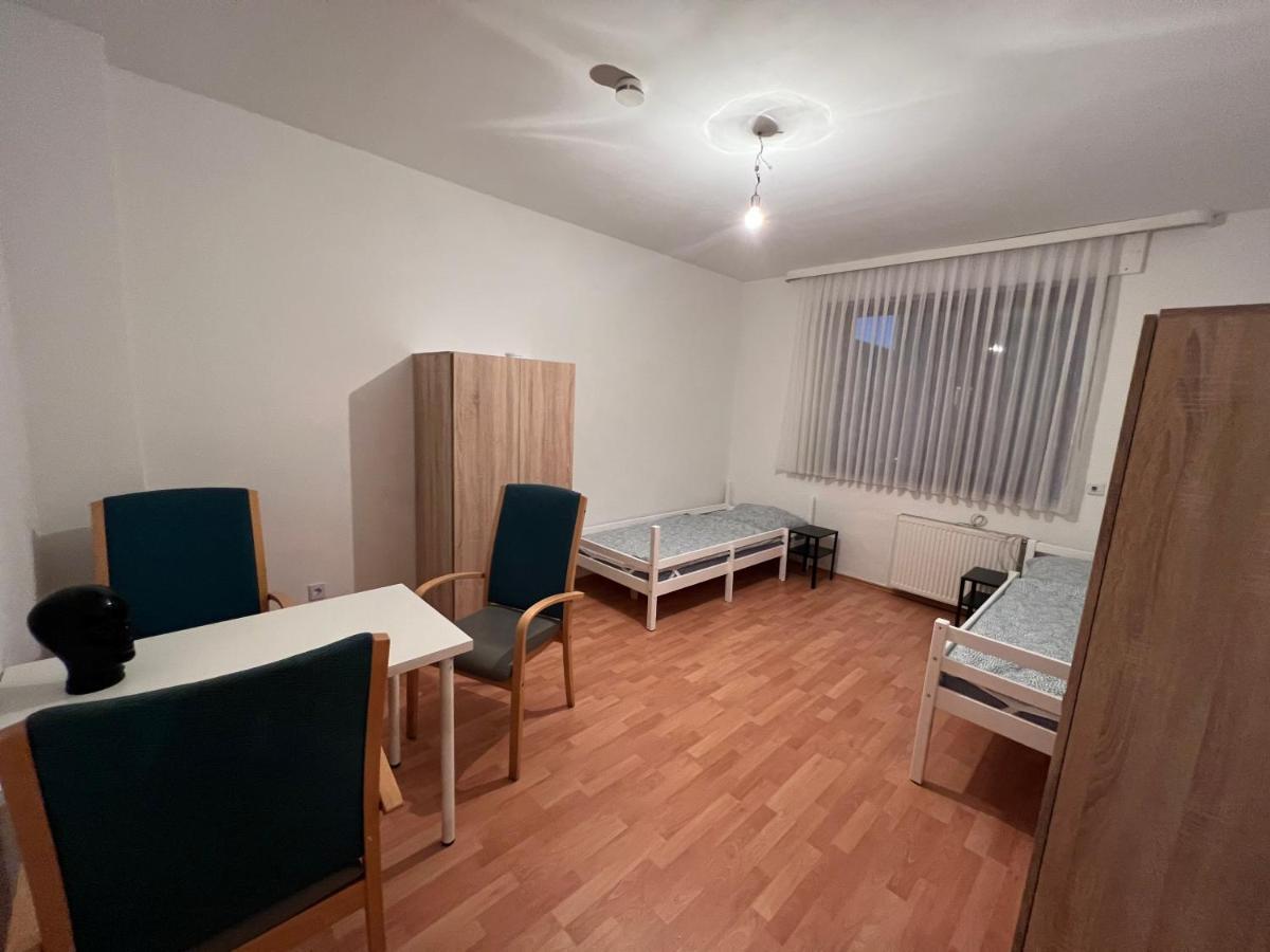 Duisburg Feelhome, Flughafen Nah,3-Schlafzimmer, Dusche Ebenerdig, Zentral, Wifi, Ground Floor Екстериор снимка