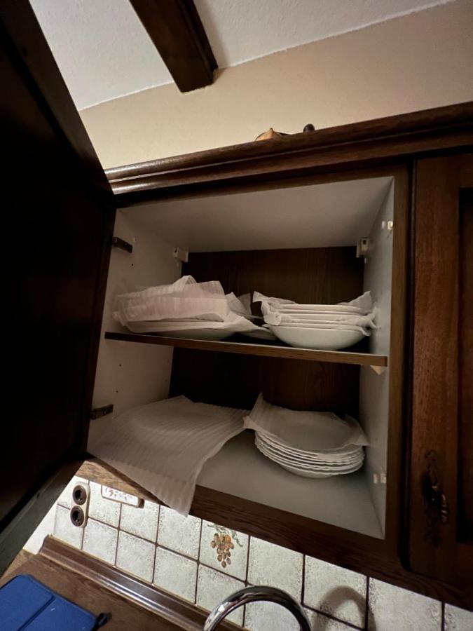 Duisburg Feelhome, Flughafen Nah,3-Schlafzimmer, Dusche Ebenerdig, Zentral, Wifi, Ground Floor Екстериор снимка